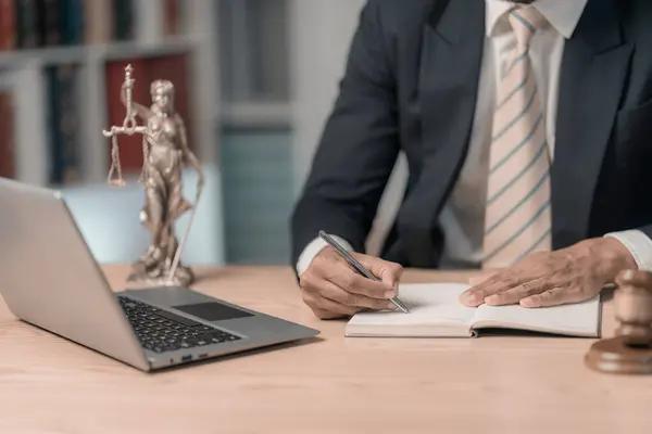Slip and Fall Accidents in Boca Raton? Hire a Trusted Injury Lawyer Slip and Fall Accidents in Boca Raton? Hire a Trusted Injury Lawyer